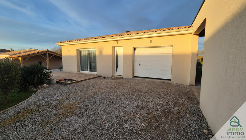 Maison - 104 m² - 4 pièces