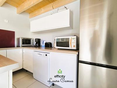 Maison - 223 m² - 10 pièces