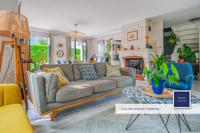 Maison contemporaine - 150 m² - 6 pièces