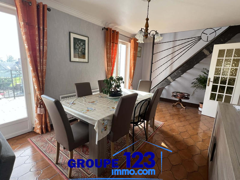 Maison - 155 m² - 7 pièces