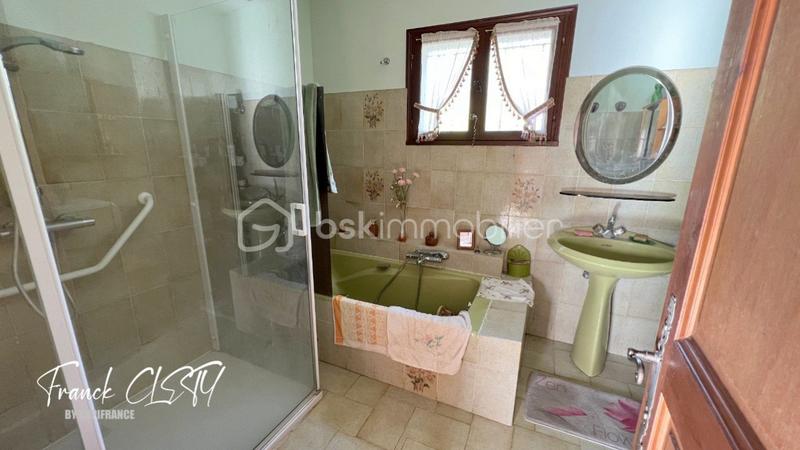 Maison traditionnelle - 102 m² - 4 pièces