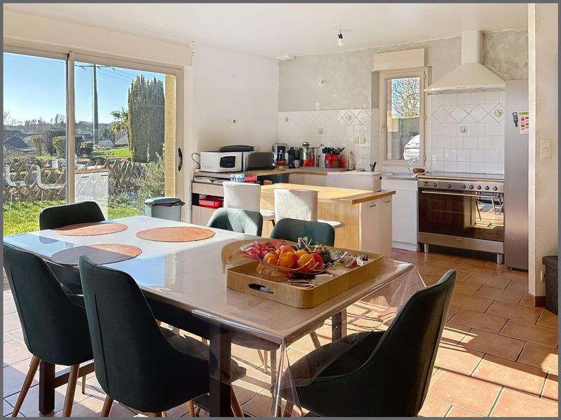 Maison - 107 m² - 4 pièces