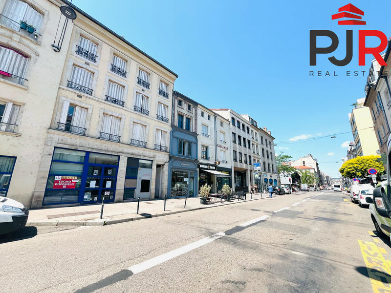 Local commercial - 255 m²