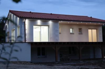 Maison - 105 m² - 4 pièces