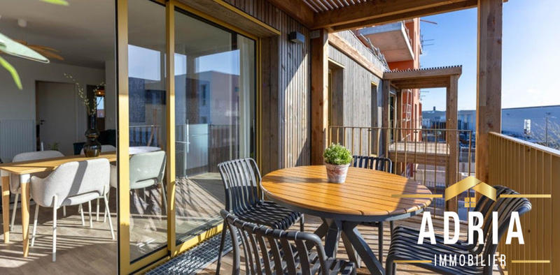 Appartement - 80 m² - 4 pièces