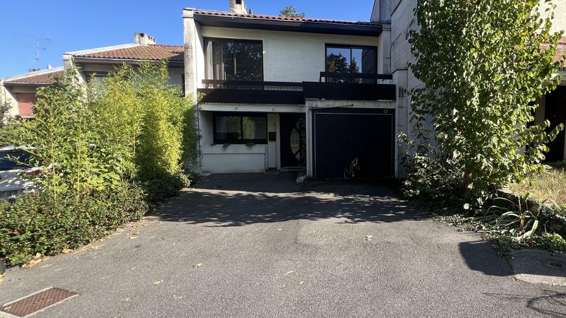 Maison - 125 m² - 7 pièces