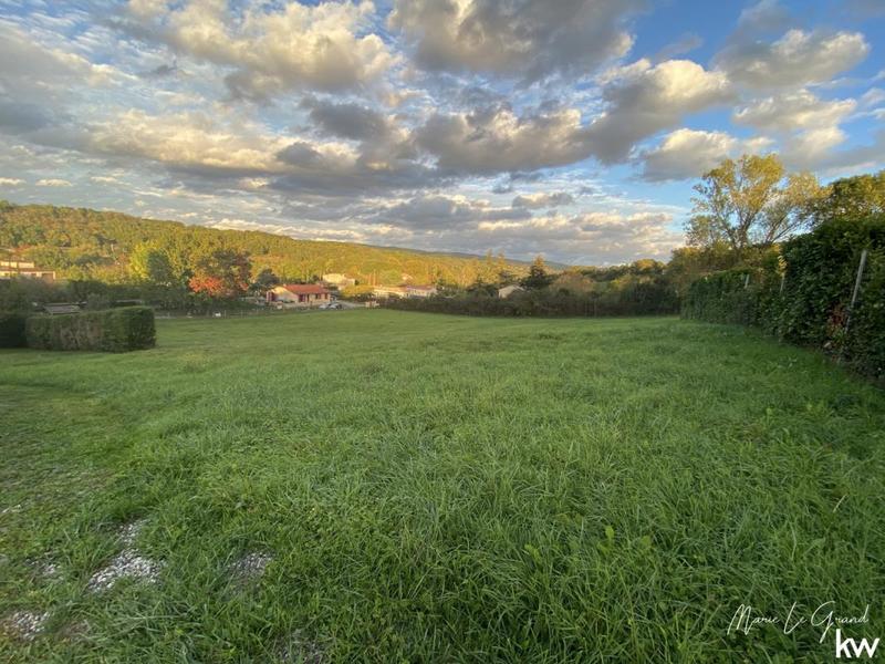 Terrain constructible - 4 881 m²