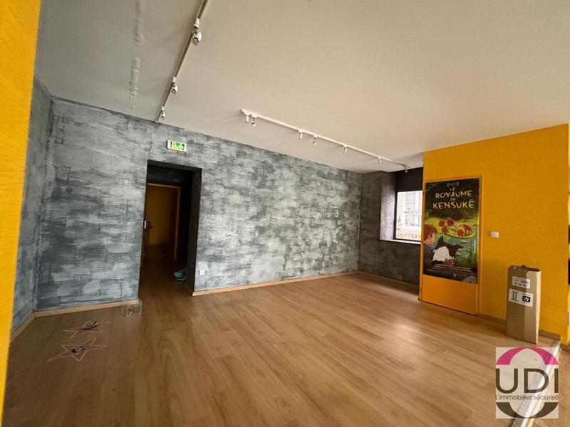 Immeuble - 200 m² - 7 pièces