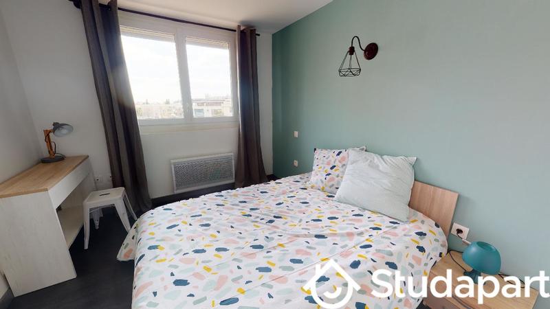 Chambre - 10 m² - 1 pièce