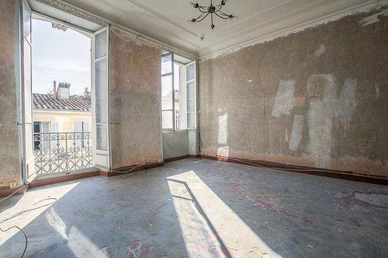 Appartement - 90 m² - 4 pièces