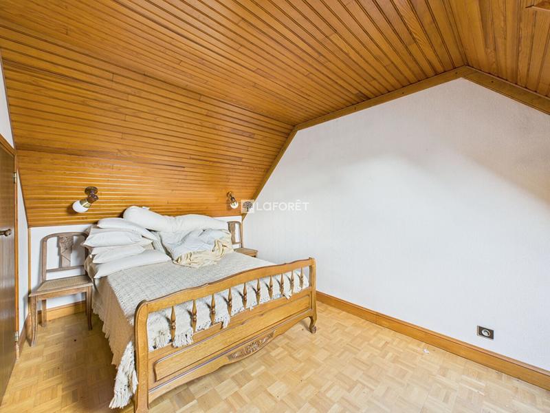 Maison ancienne - 185 m² - 13 pièces