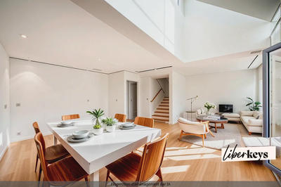 Duplex - 193 m² - 5 pièces