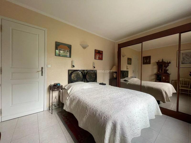 Maison - 166 m² - 7 pièces