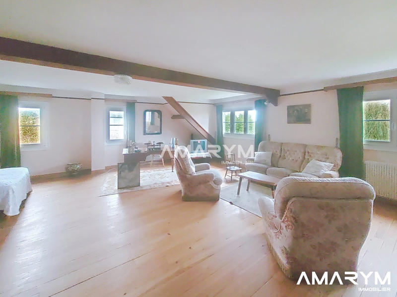 Maison - 180 m² - 6 pièces