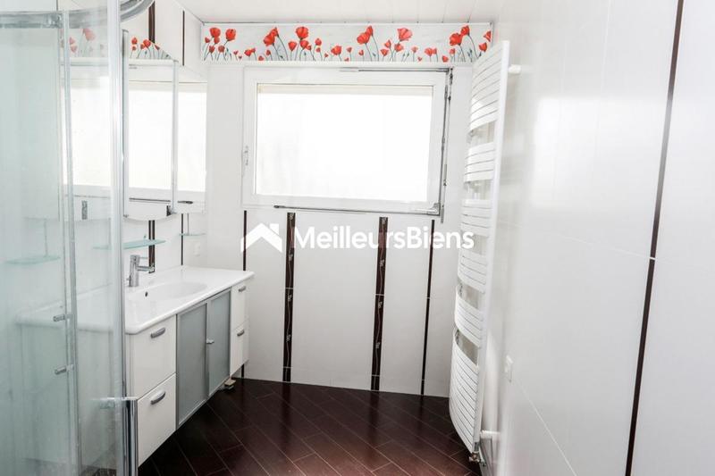 Maison - 89 m² - 5 pièces