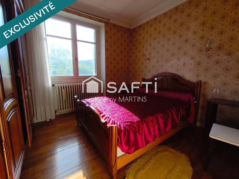 Maison - 212 m² - 8 pièces