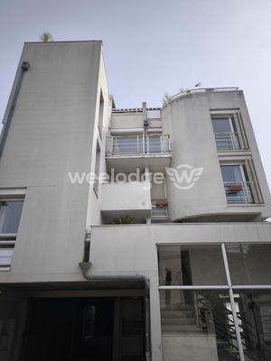 Appartement - 80 m² - 4 pièces