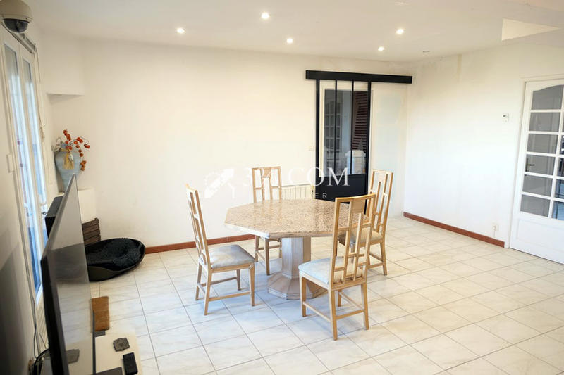 Villa - 132 m² - 6 pièces