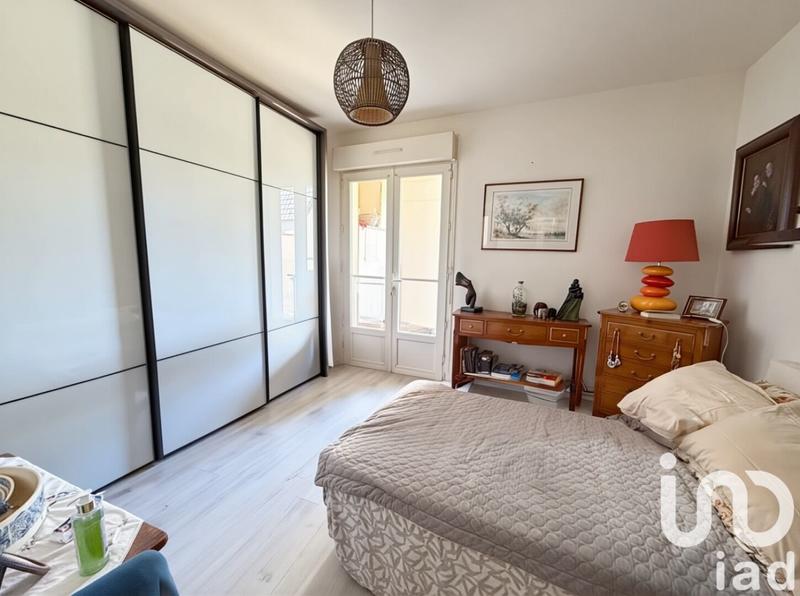 Maison - 214 m² - 11 pièces
