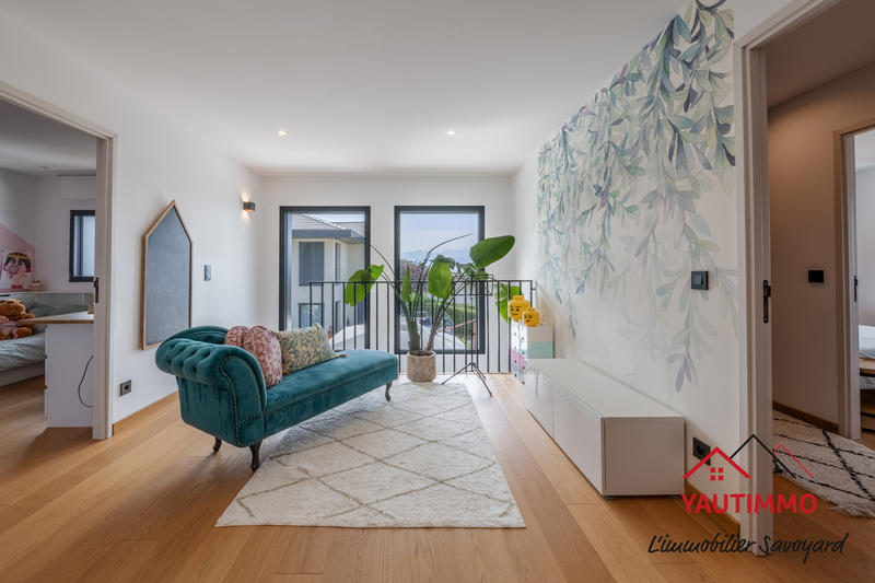 Maison - 190 m² - 6 pièces