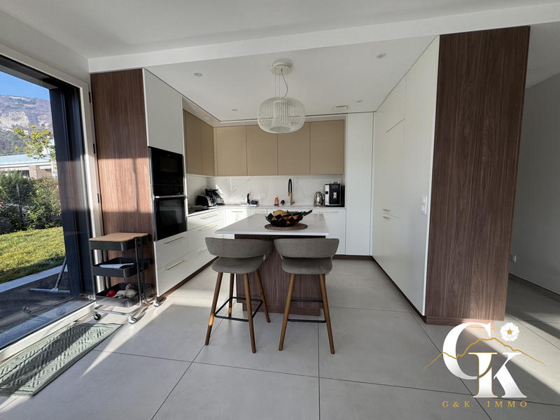 Maison contemporaine - 143 m² - 5 pièces