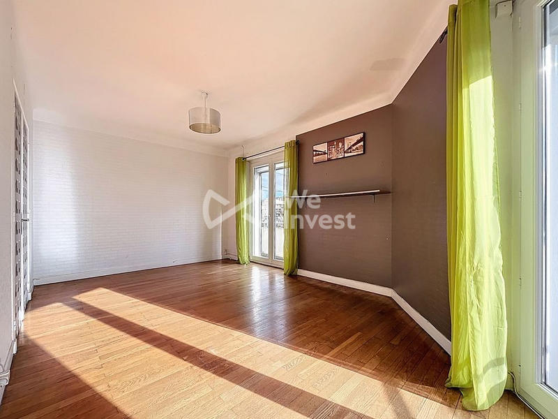 Villa - 198 m² - 7 pièces