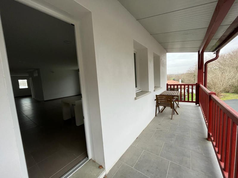 Bureau - 85 m² - 3 pièces