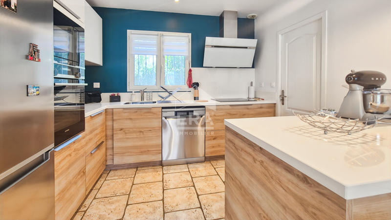 Maison - 122 m² - 6 pièces