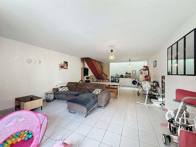 Appartement - 75 m² - 3 pièces