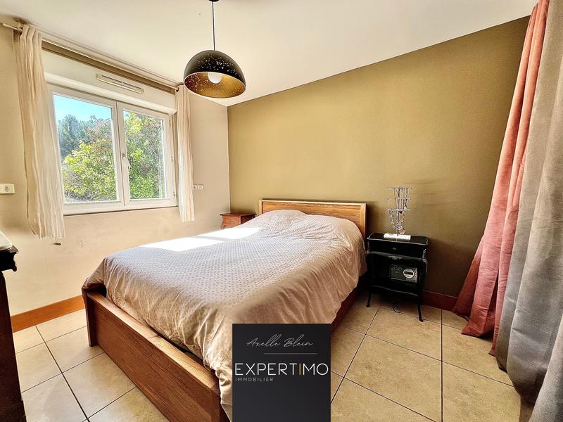 Appartement - 147 m² - 6 pièces