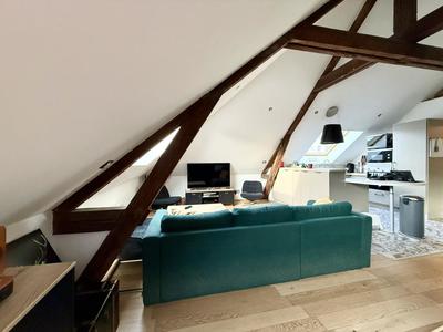 Appartement ancien - 124 m² - 4 pièces