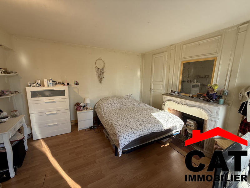 Maison - 366 m² - 13 pièces