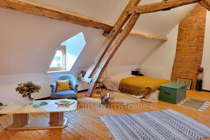 Maison - 170 m² - 8 pièces