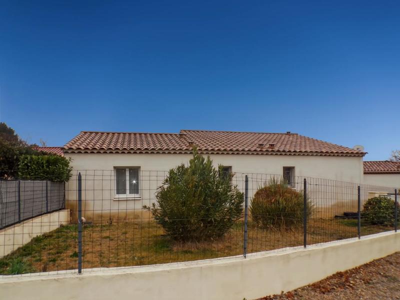 Villa - 90 m² - 4 pièces