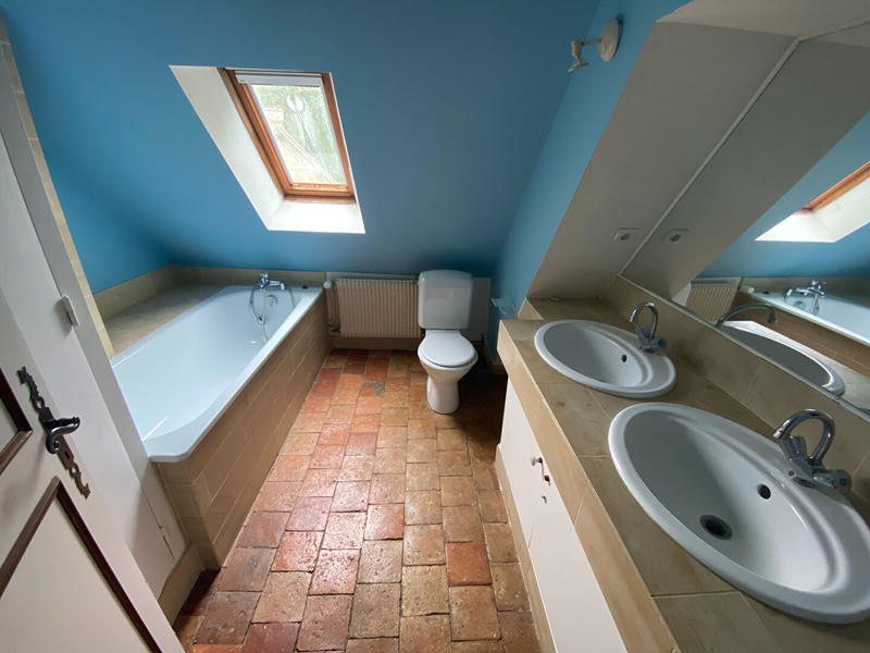 Maison - 185 m² - 6 pièces