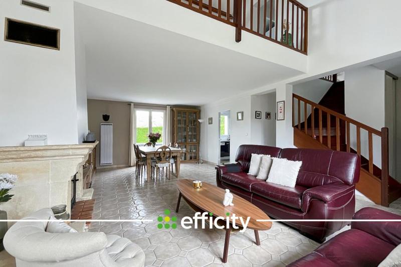 Maison - 195 m² - 8 pièces