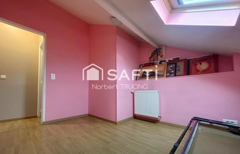 Maison - 96 m² - 5 pièces