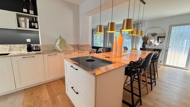 Villa - 146 m² - 6 pièces