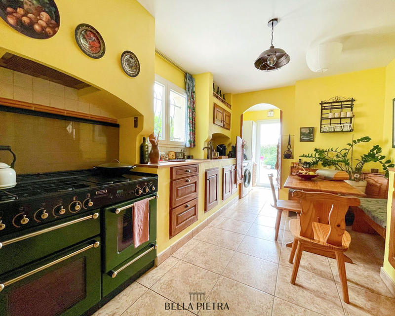 Maison - 177 m² - 6 pièces