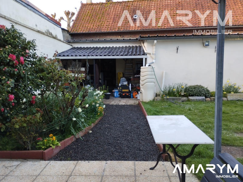 Maison ancienne - 240 m² - 7 pièces