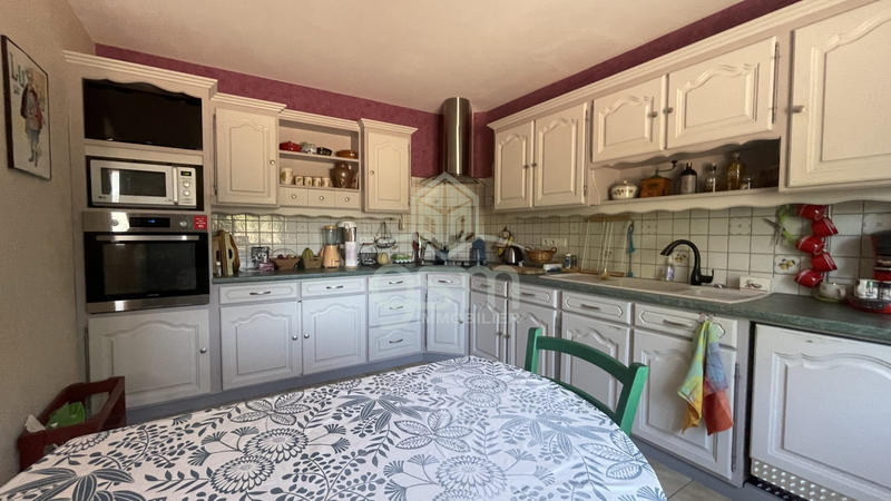 Maison traditionnelle - 195 m² - 7 pièces