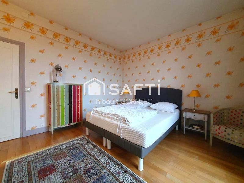 Maison de village - 130 m² - 7 pièces