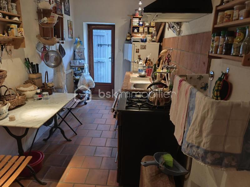 Corps de ferme - 222 m² - 9 pièces