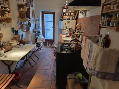 Corps de ferme - 222 m² - 9 pièces