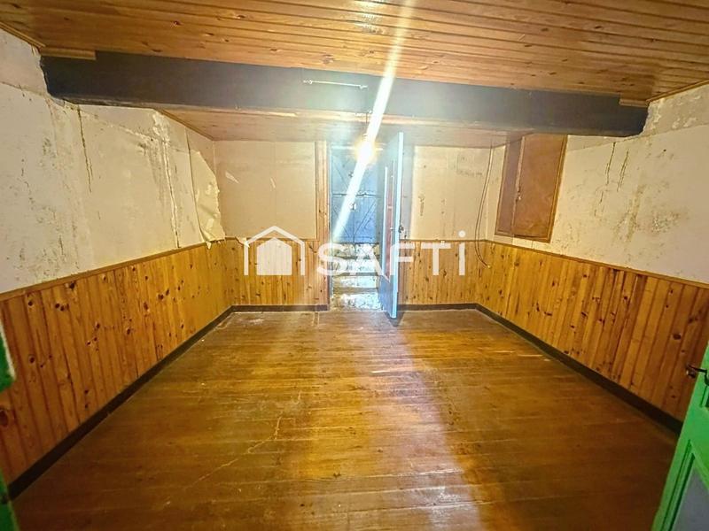 Maison - 207 m² - 7 pièces