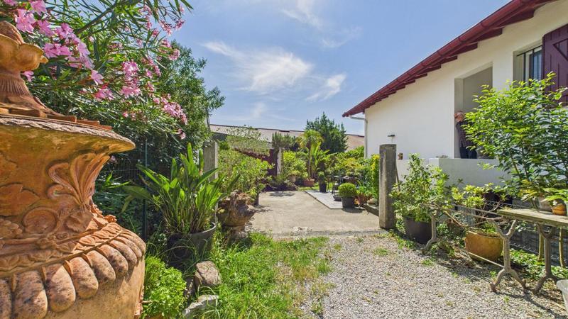 Appartement - 79 m² - 3 pièces