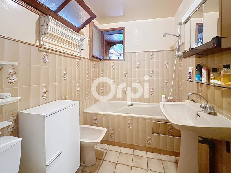 Maison - 85 m² - 3 pièces