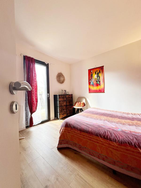 Maison - 90 m² - 3 pièces