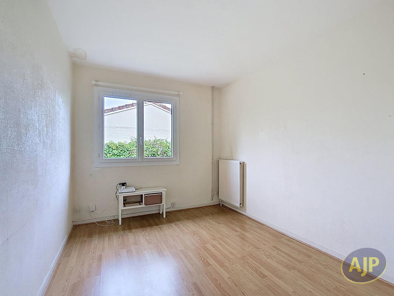 Maison - 160 m² - 8 pièces