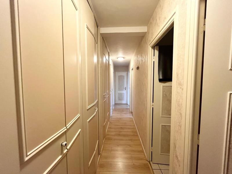 Appartement - 92 m² - 3 pièces